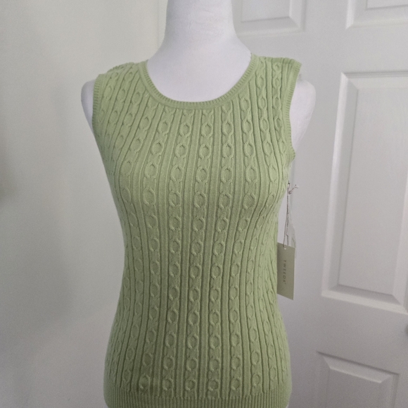 Tweeds Olive Twin Set Cartigan Sz. (Lg)/Tank Top Sz. (Med) - Picture 7 of 10